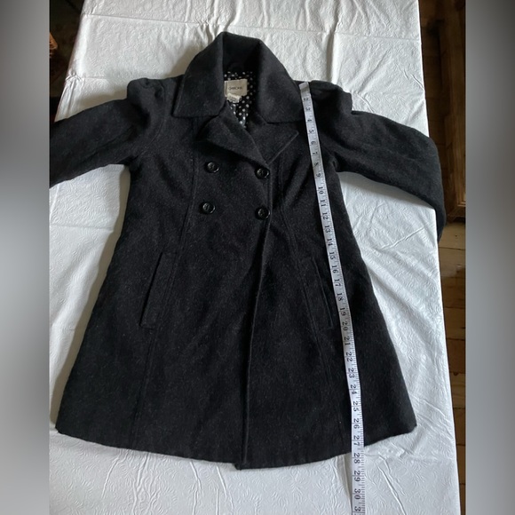 Cherokee Coat - Picture 1 of 8